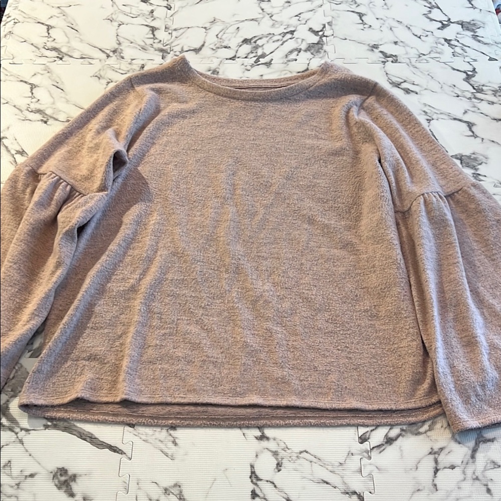 a.n.a heathered blush Pink Crew Neck Sweater with flowy peplum sleeves